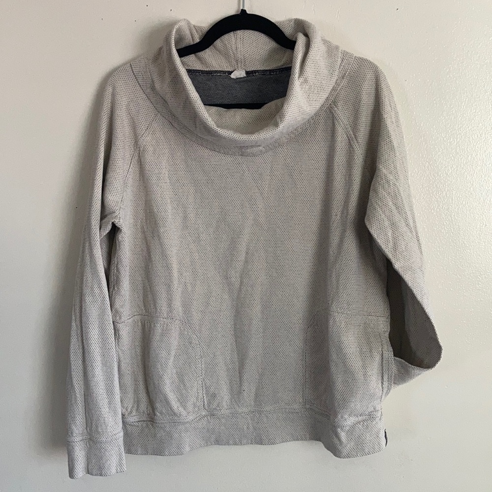 Patagonia Pullover Cowl Neck Sweatshirt size Large